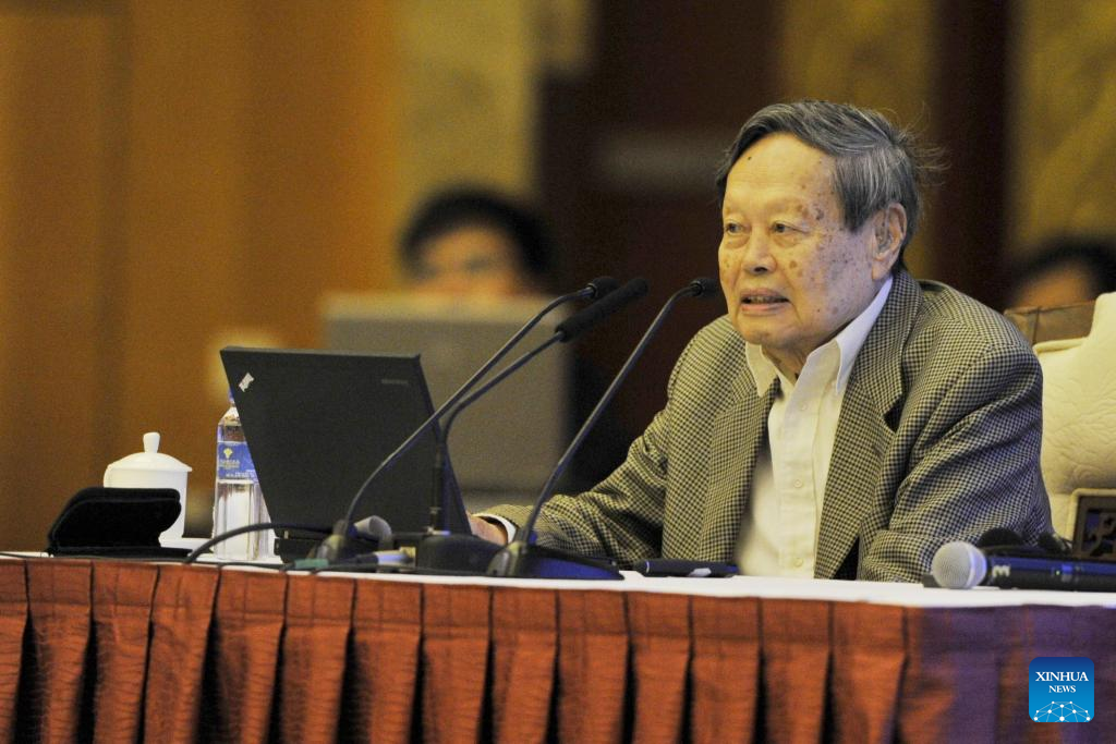 Físico y ganador del Nobel Chen Ning Yang fallece a los 103 años ...