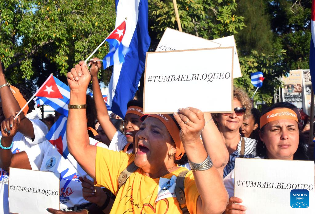 Especial: Mujeres cubanas denuncian que bloqueo de EEUU es crimen ...