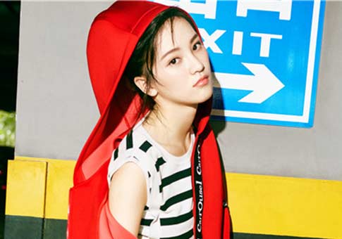 Nuevas im&aacute;genes de actriz Huang Cancan